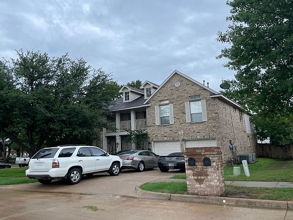 4th image of 98 Forest Mill Trl