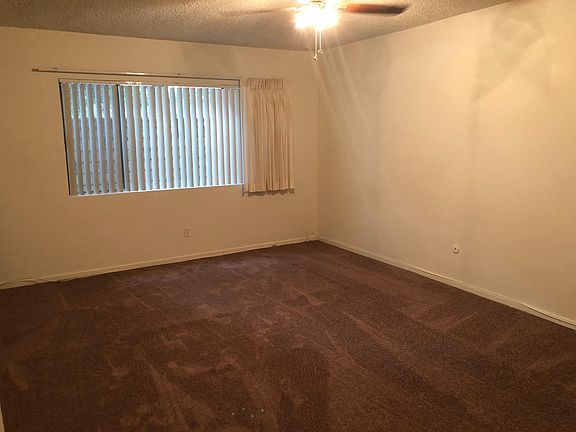 5th image of 312 E Live Oak St APT 3