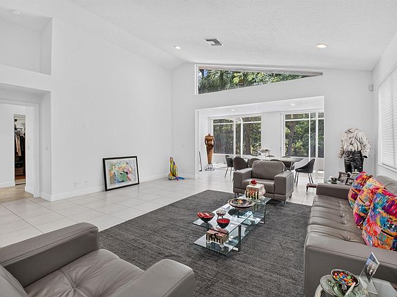 5th image of 5207 BROOKVIEW Drive