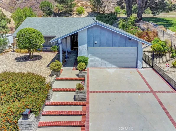 11538 Viking Ave, Porter Ranch, CA 91326