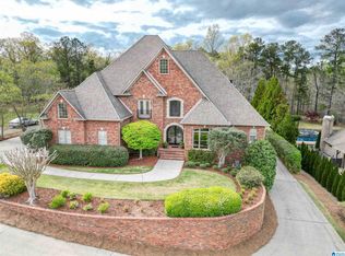8185 Castlehill Rd, Birmingham, AL 35242