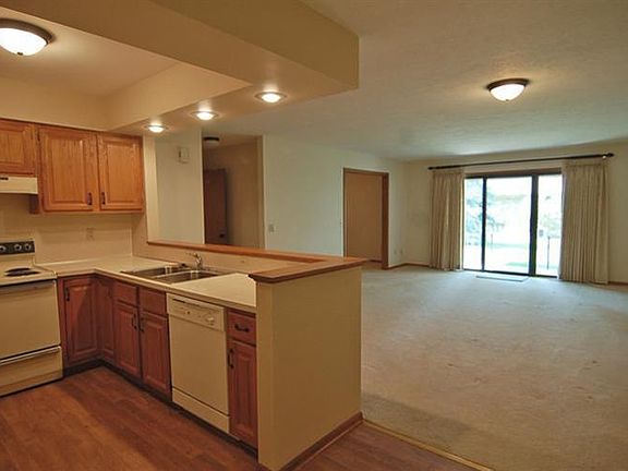 2nd image of 5162 Green Meadow Dr