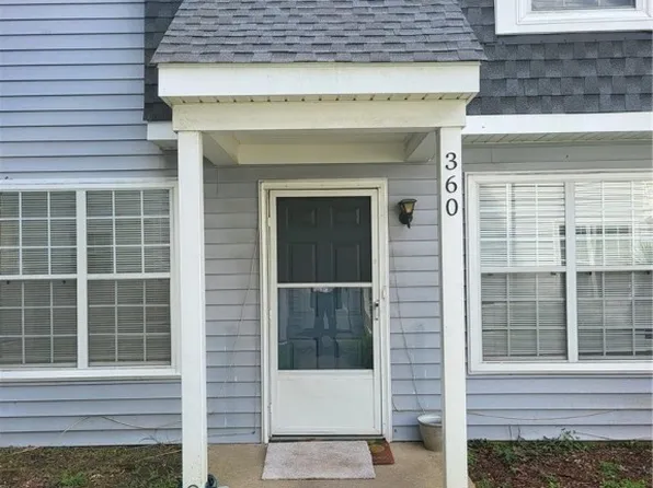 360 Thorncliff Dr, Newport News, VA 23608