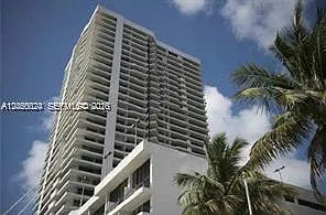 555 NE 15th St #30G