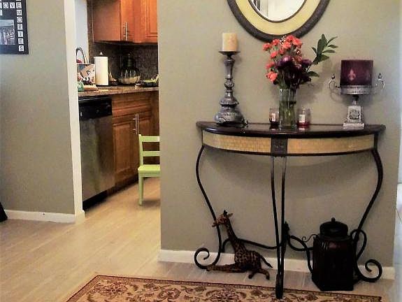 Bright and sunny foyer