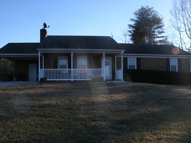 1st image of 780 Song Bird Ln