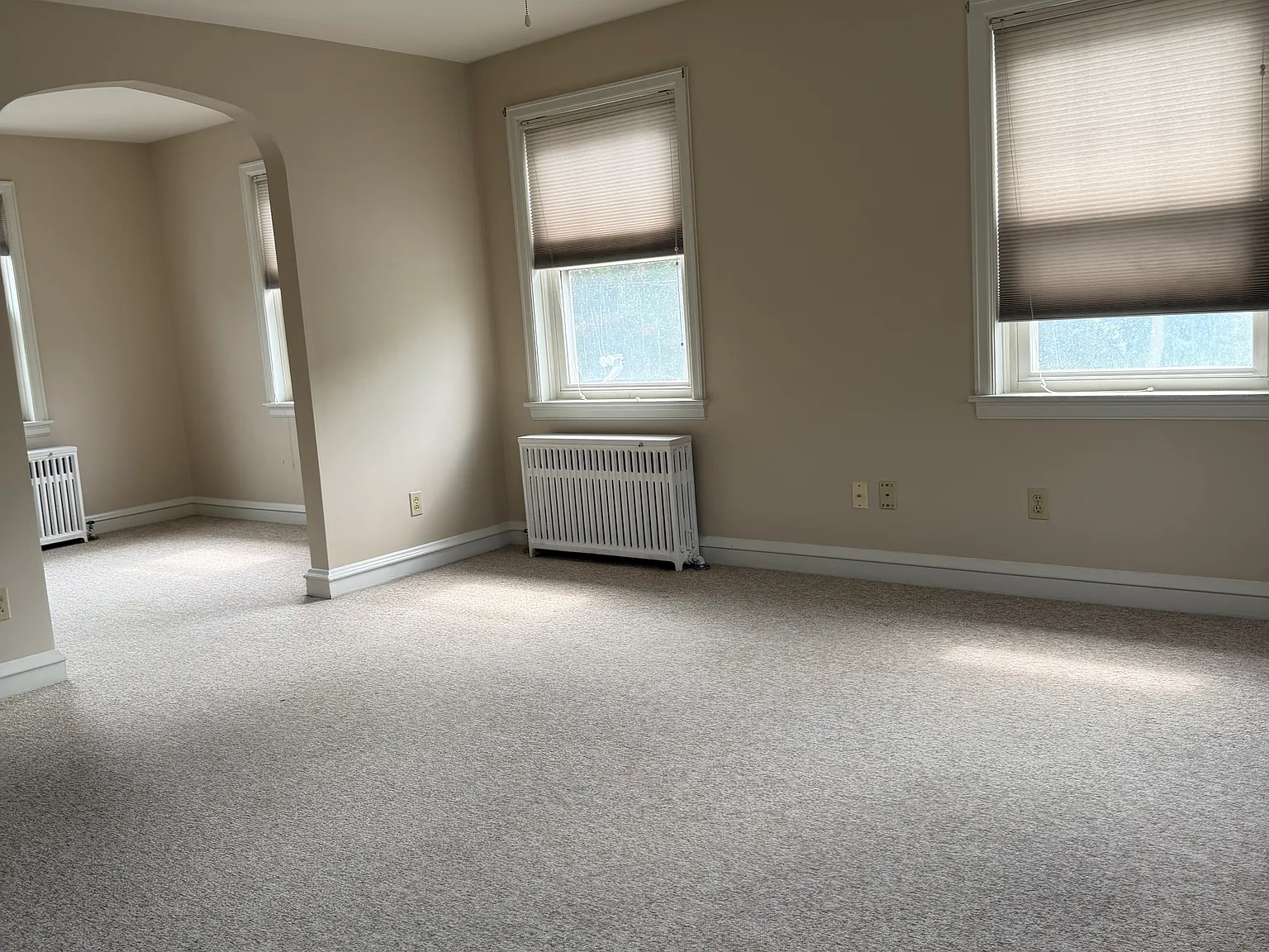 3072 N Reading Rd — Photo 3