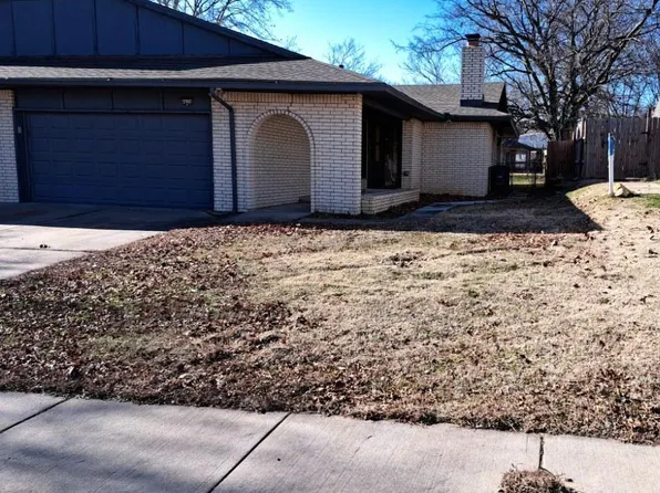 4626 S 72nd Pl E, Tulsa, OK 74145