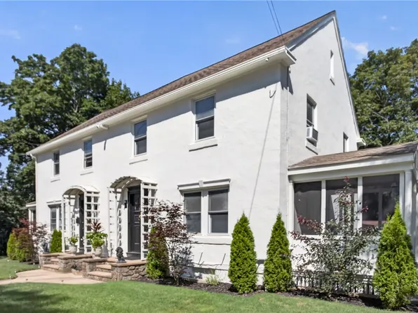 476 Providence St, West Warwick, RI 02893