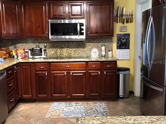 4th image of 4195 Bergamont Ct