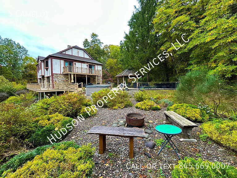 5 Camelot — Photo 17