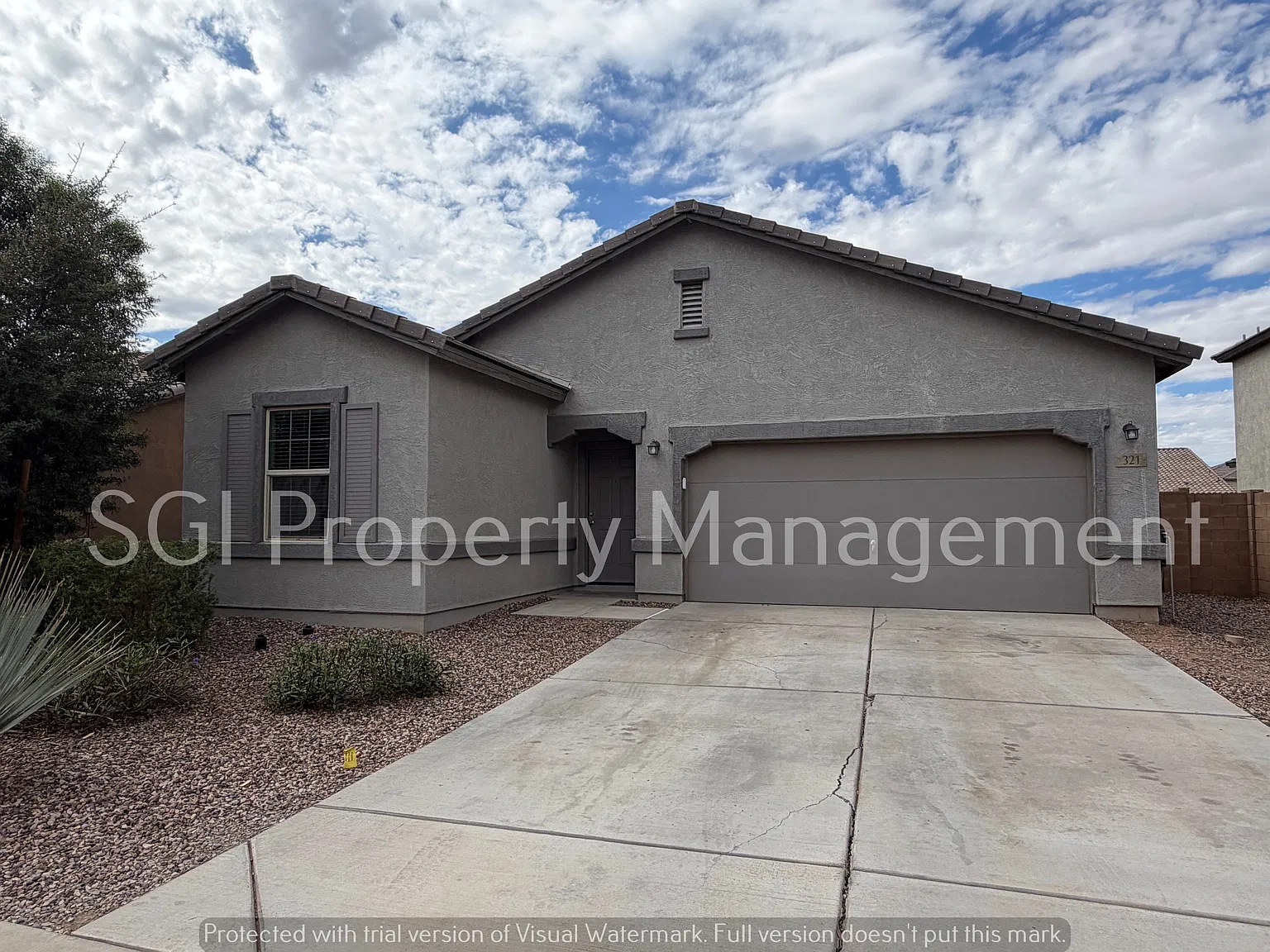 3 Bed home in Mission Royale — Photo 1