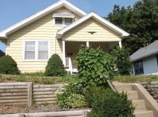 1422 S 25th St, Saint Joseph, MO 64507