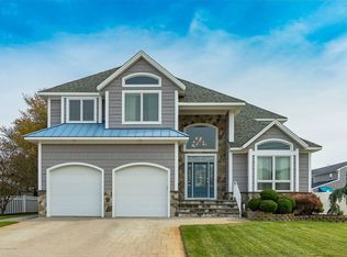 20 Cove Pl, Bayville, NJ 08721