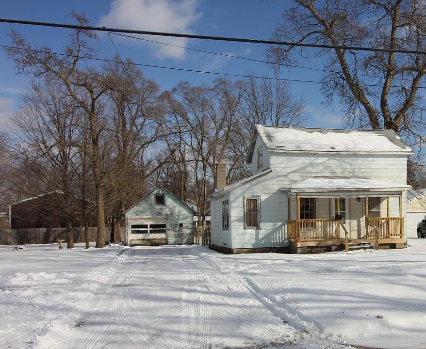 1st image of 429 E Franklin St