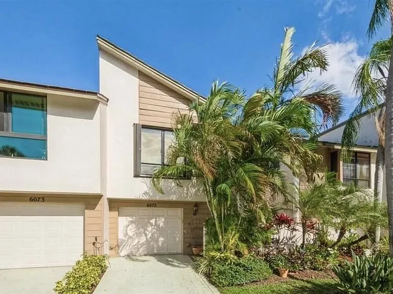 6075 Glendale Dr — Photo 1