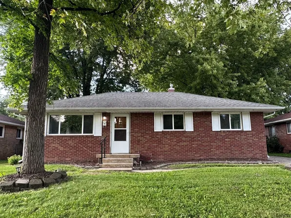 2462 Mann Dr, Beech Grove, IN 46107