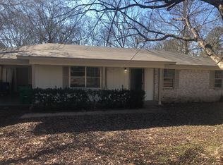 308 Sherry Ln, Palestine, TX 75803