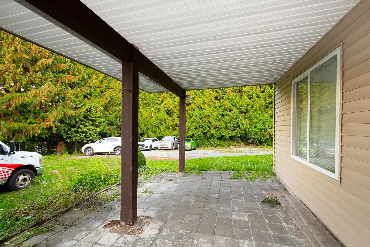 2 bed, 900 sqft, $1,600 — Photo 4