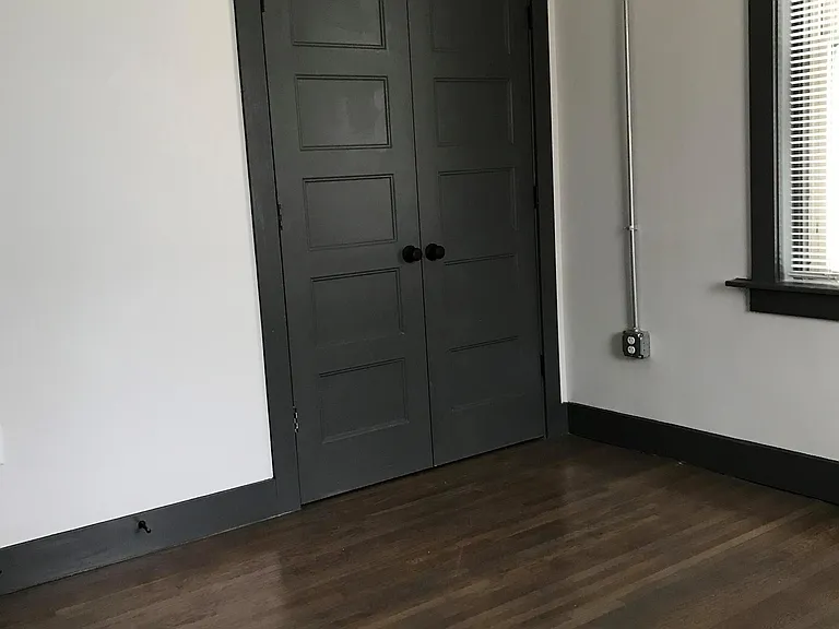 2616 Short Vine — Photo 18