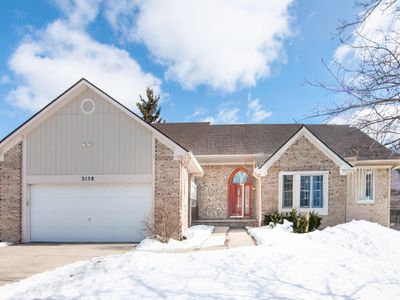 3158 Shamrock Ct, Ann Arbor, MI, 48105