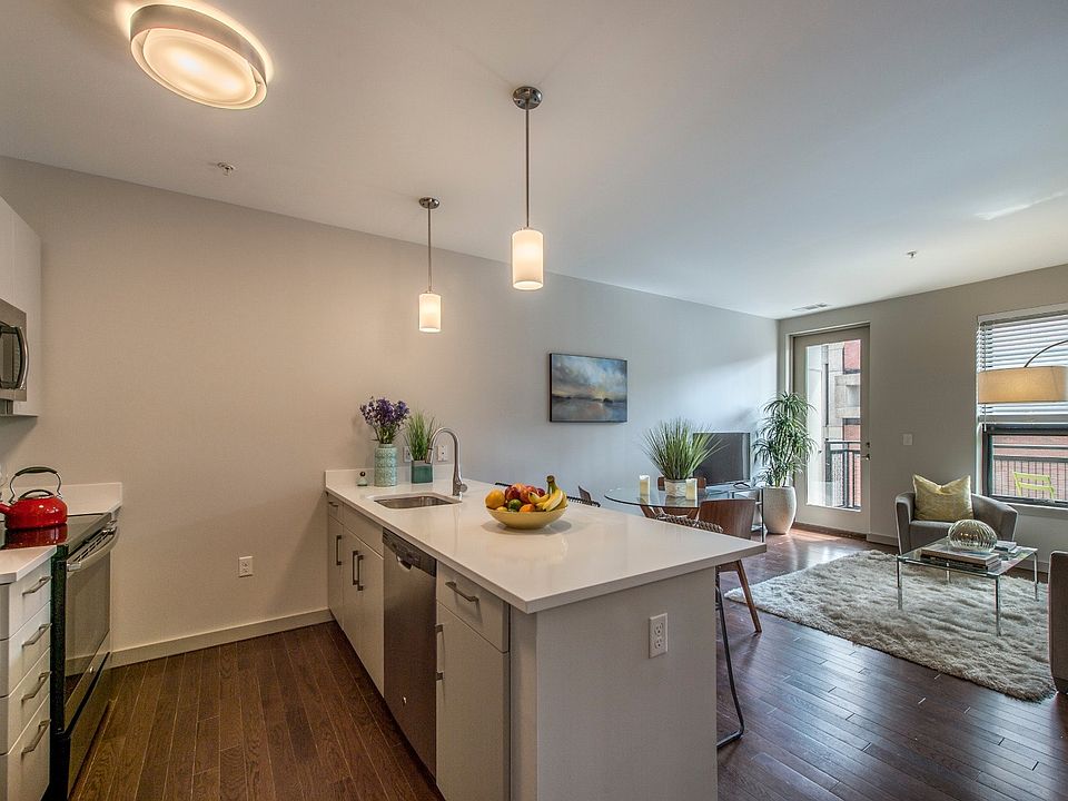 1st image of 49 Marion St #416