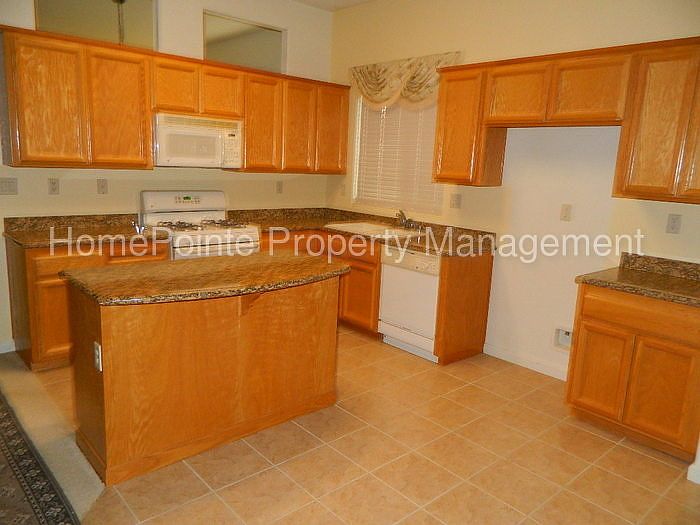 1st image of 9653 Holly Glen Way