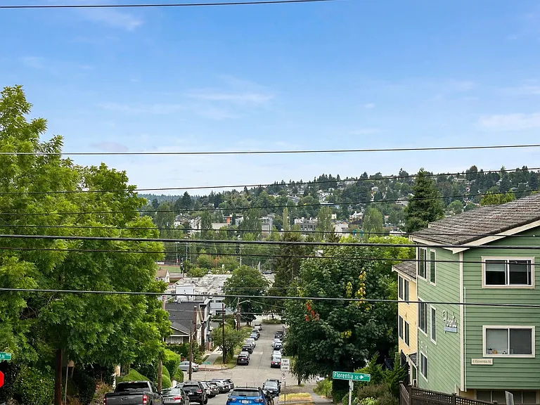 15 W Florentia St — Photo 27