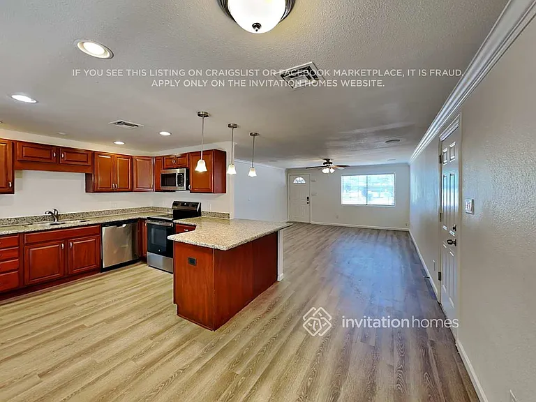 14256 N 37th Way — Photo 6