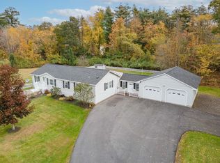 113 Pleasant St, Epping, NH 03042