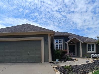 4401 Roundabout Cir, Lawrence, KS, 66049