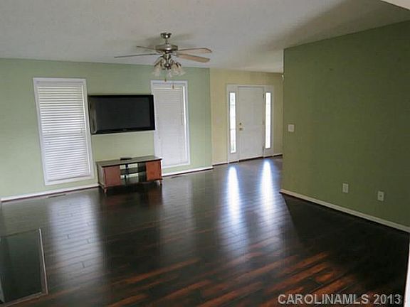 5th image of 102 Allendale Ct