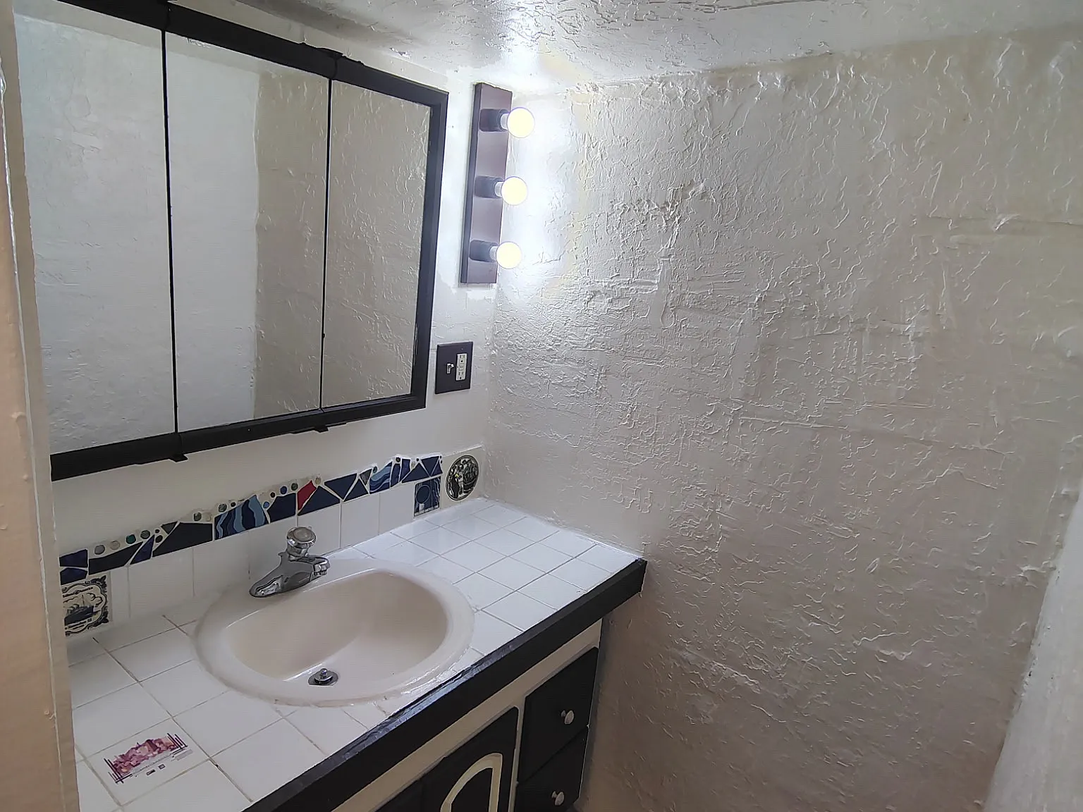 Studio, 350 sqft, $690 — Photo 3