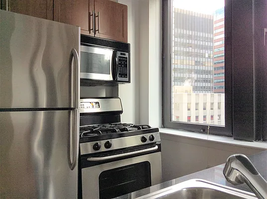 Rented by Lalezarian Properties | media 19