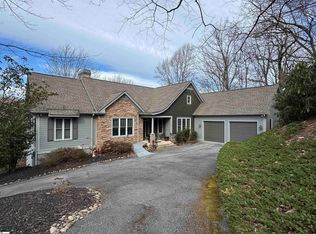 3 Rustic Ct, Landrum, SC 29356