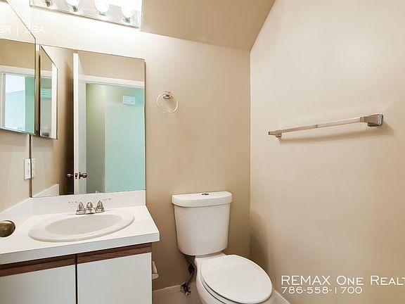 2nd image of 9234 Greenbrier Ct