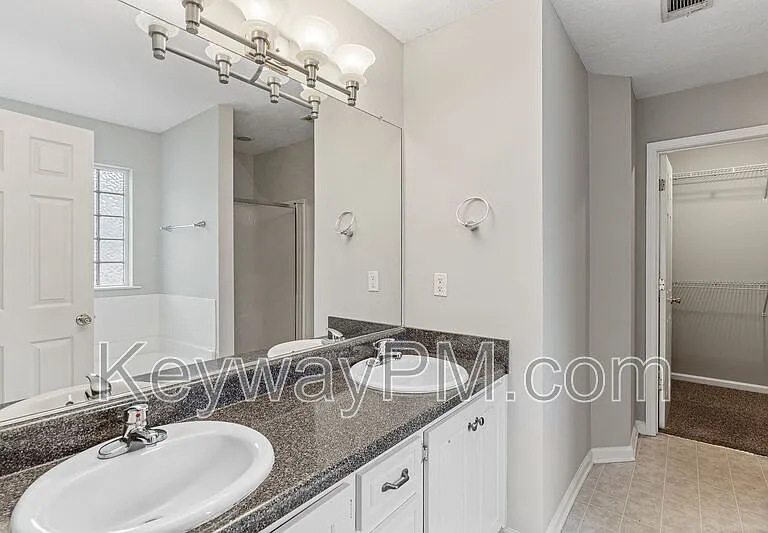 3612 Pebble Creek Dr — Photo 10