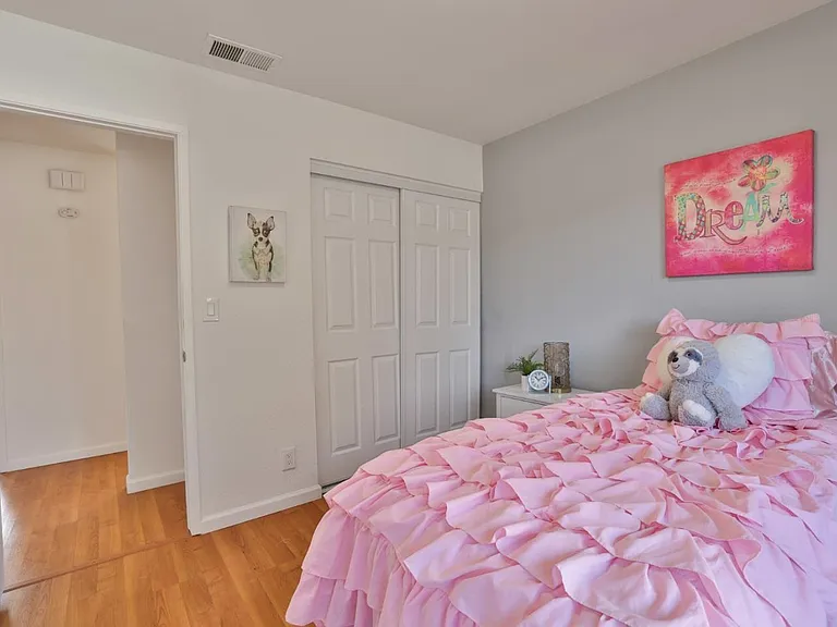 310 Curie Dr — Photo 20