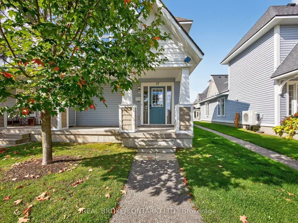 17 Mulligan Ln, Georgian Bay, ON L0K 1S0
