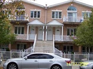 26 E 96th St, Brooklyn, NY 11212