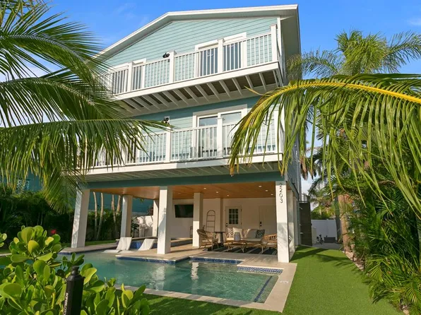 2203 AVENUE B, BRADENTON BEACH, FL 34217