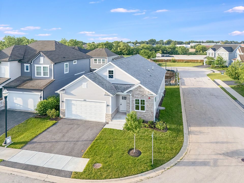 1st image of 1431 Somerset Pl