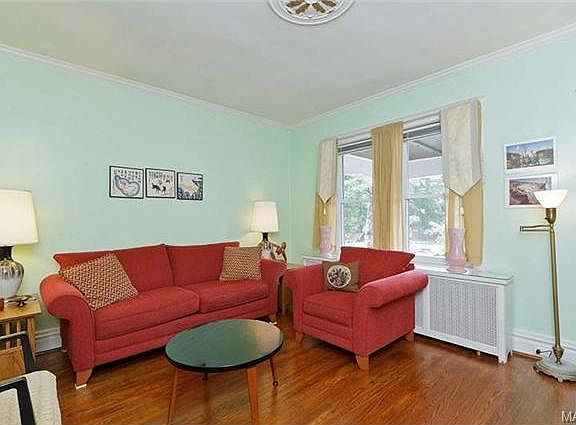 4th image of 5927 Marwinette Ave