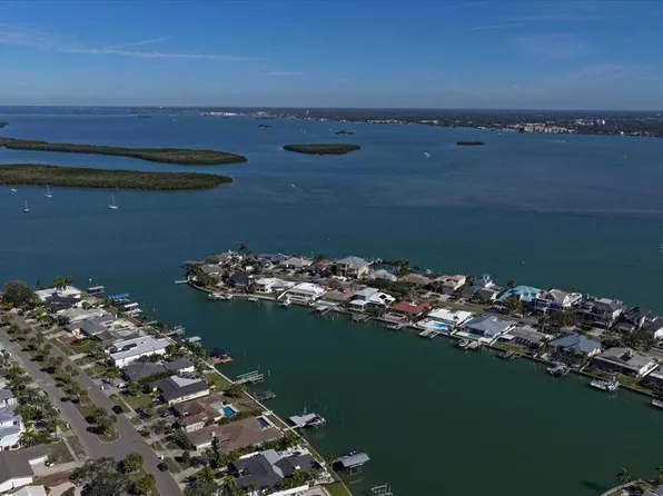 878 Harbor Is, Clearwater, FL 33767