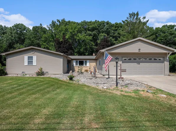 1332 Gable Dr, Warsaw, IN 46580