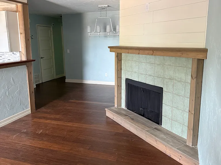 8130 E 12th St #F2 — Photo 13
