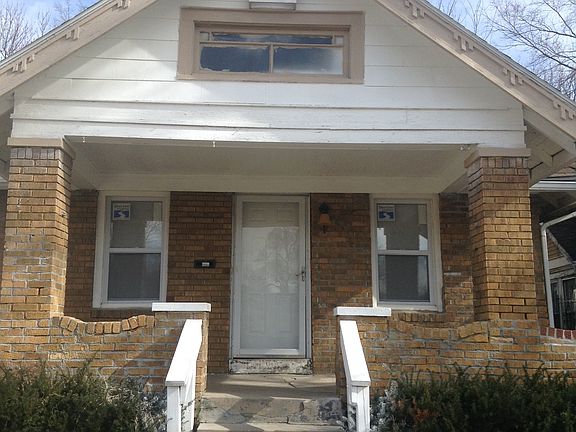 3rd image of 5541 Park Ave