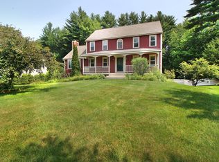 34 Ridge Rd, Pepperell, MA 01463