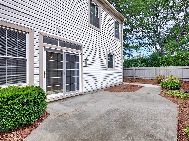 1537 Tallwood Cir — Photo 55