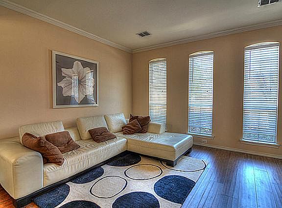5th image of 1313 San Mateo Dr